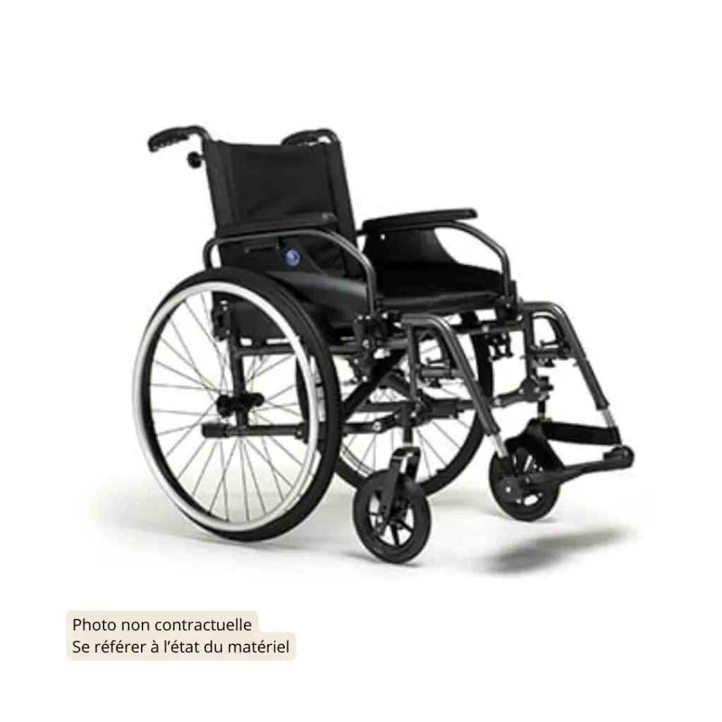 D200N Fauteuil roulant manuel FRM (380, 390, Très bon état)