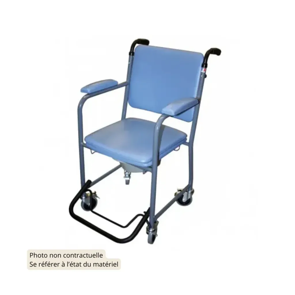 GR30 Chaise percée à roulette