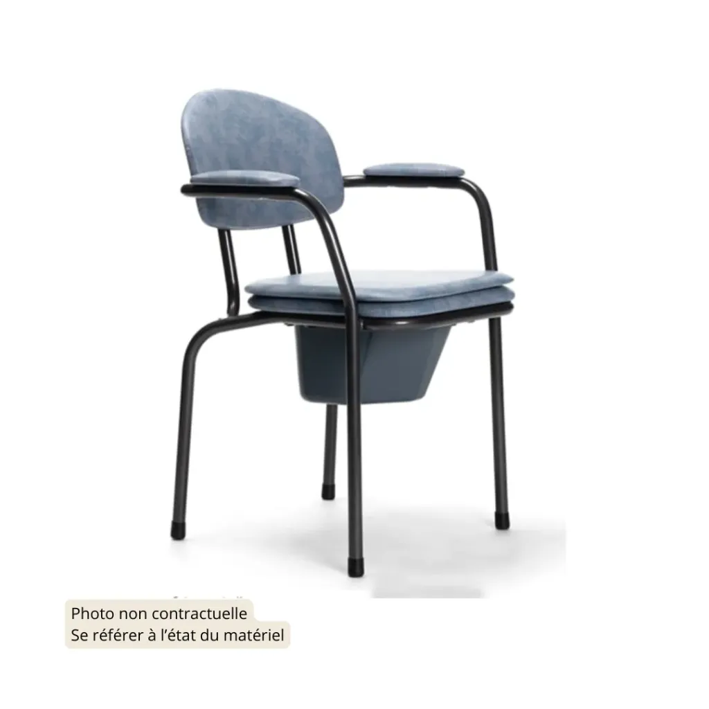 9062 chaise percée fixe